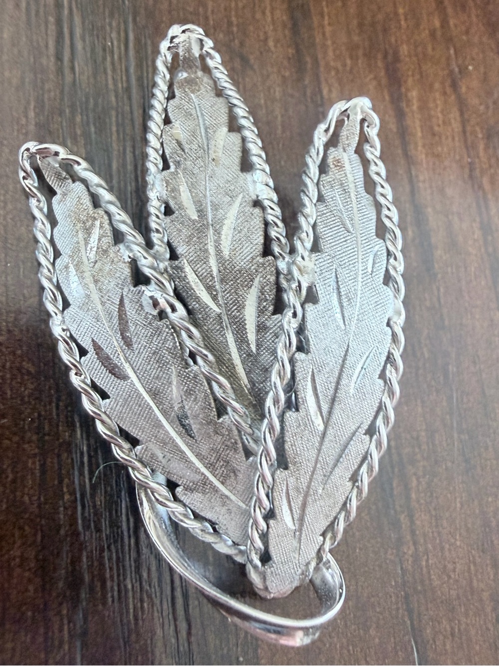 Sterling Silver Vintage Textured Leaf Pin Brooch